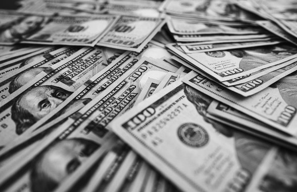 Assurer son mariage contre les événements exceptionnels : utile ou superflu ?